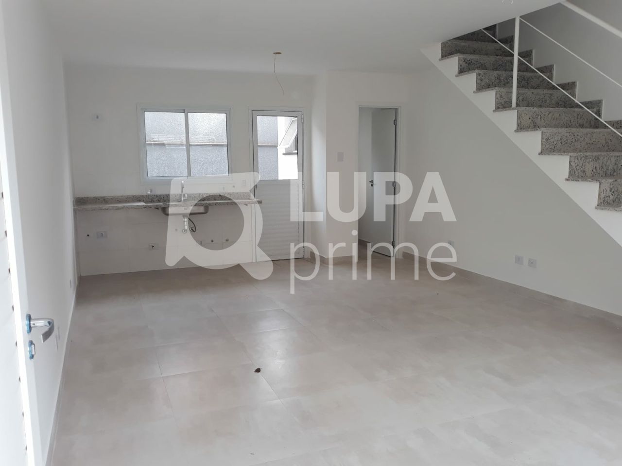 sobrado-venda-sao-paulo-parada-inglesa-2dormitorios-2suites-2vagas-65m2-LS41417