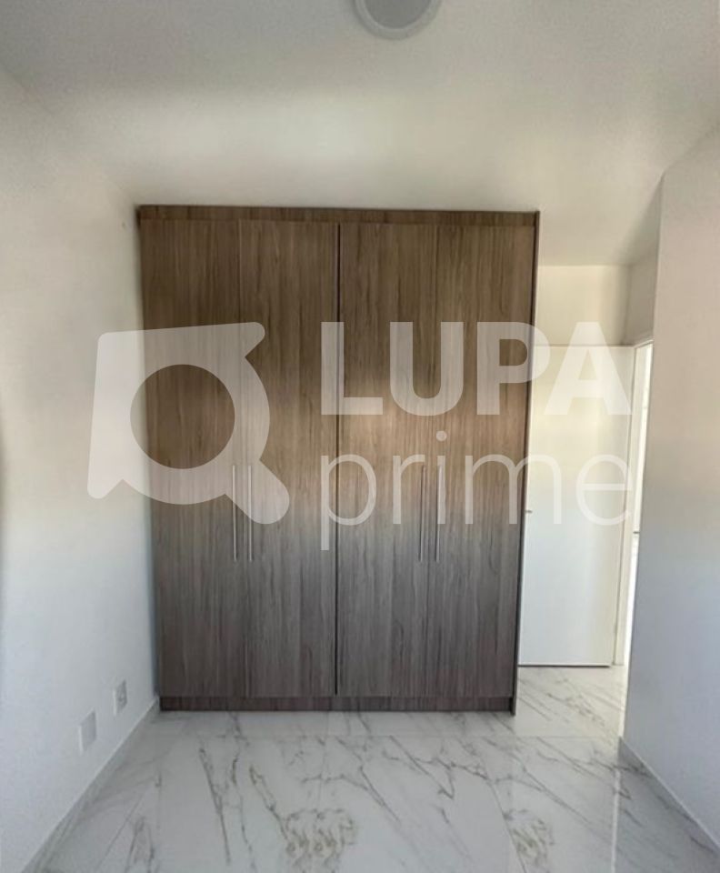 Apartamento à venda com 2 quartos, 41m² - Foto 8