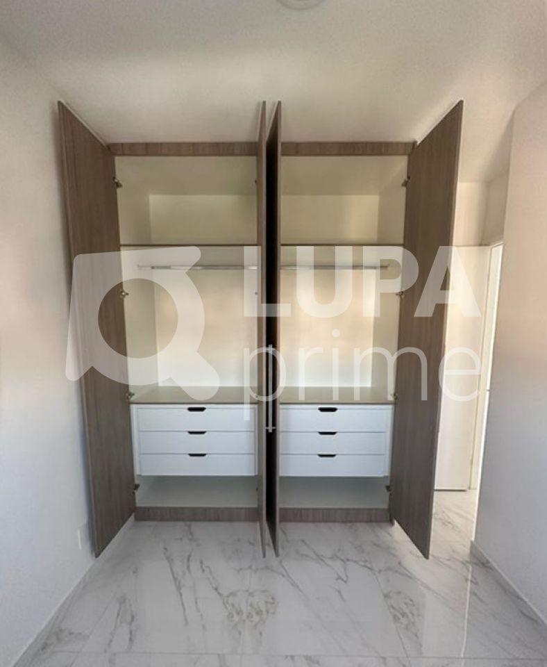 Apartamento à venda com 2 quartos, 41m² - Foto 9