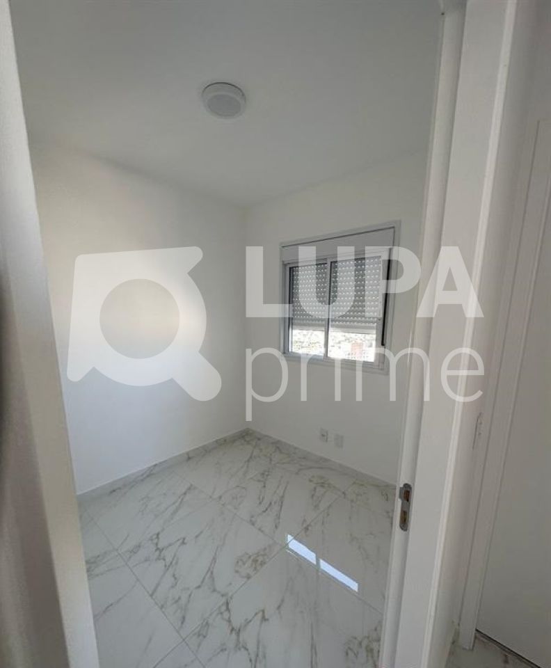 Apartamento à venda com 2 quartos, 41m² - Foto 3