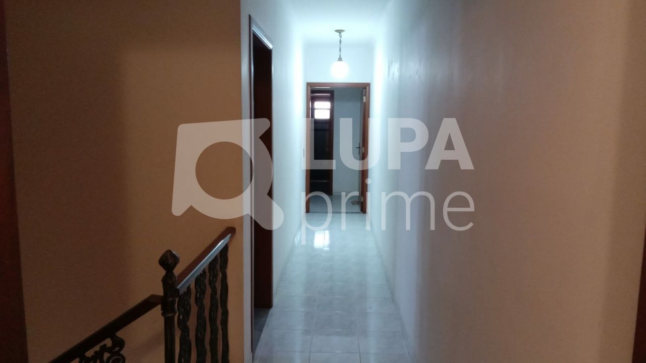 sobrado-venda-sao-paulo-vila-pauliceia-3dormitorios-3suites-5vagas-231m2-LS41709