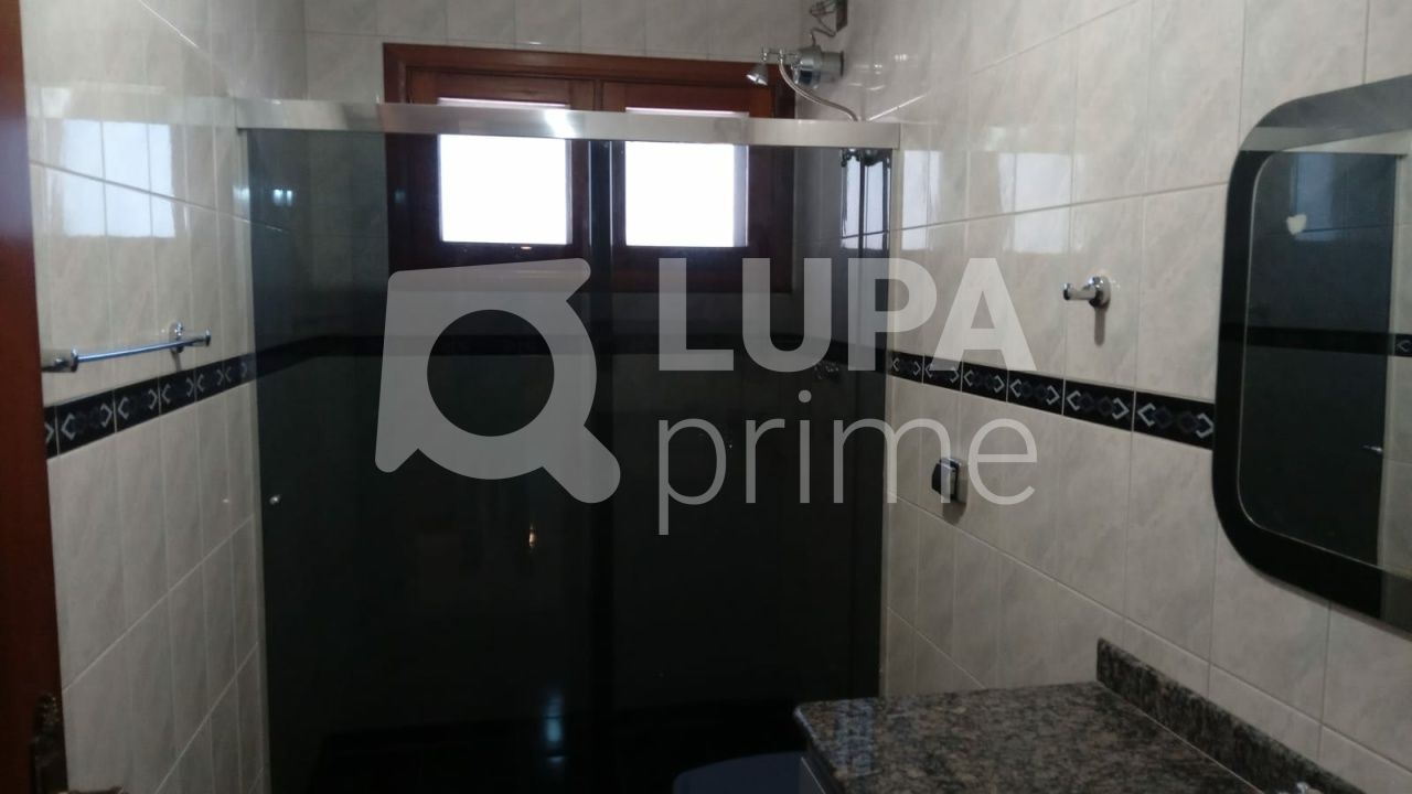 sobrado-venda-sao-paulo-vila-pauliceia-3dormitorios-3suites-5vagas-231m2-LS41709