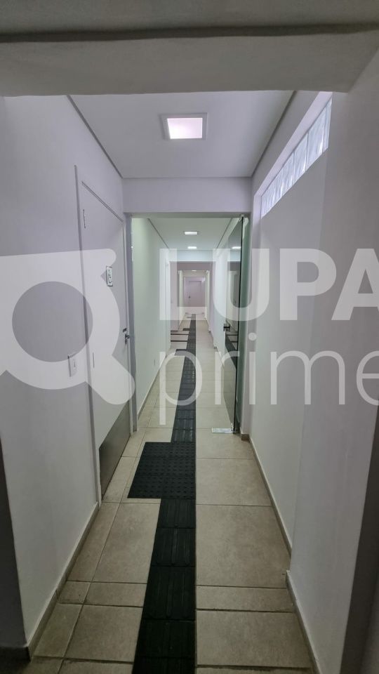 predio-locacao-sao-paulo-agua-branca-19vagas-720m2-LS41755