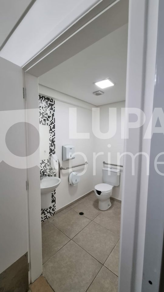 predio-locacao-sao-paulo-agua-branca-19vagas-720m2-LS41755