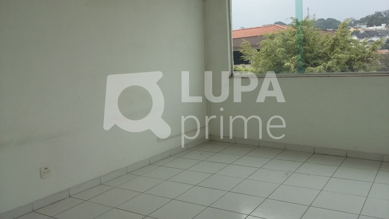 predio-locacao-sao-paulo-agua-fria-7vagas-380m2-LS41769