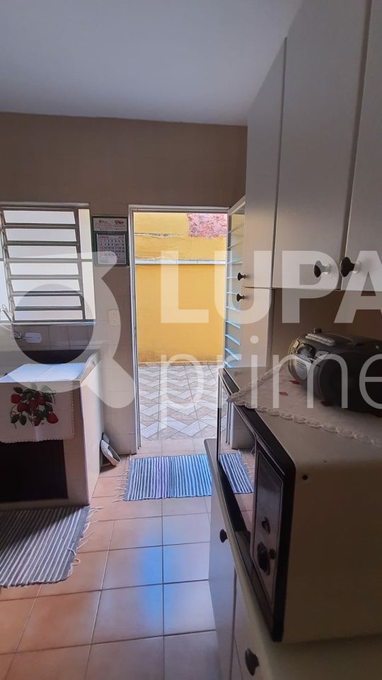 sobrado-venda-sao-paulo-vila-dom-pedro-ii-2dormitorios-3vagas-79m2-LS41801