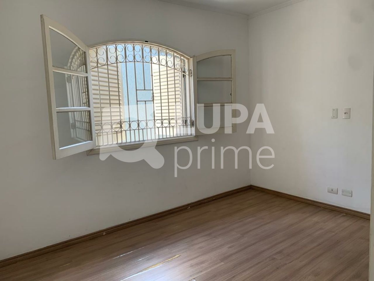 casa-terrea-locacao-sao-paulo-vila-albertina-3dormitorios-3suites-5vagas-320m2-LS41849