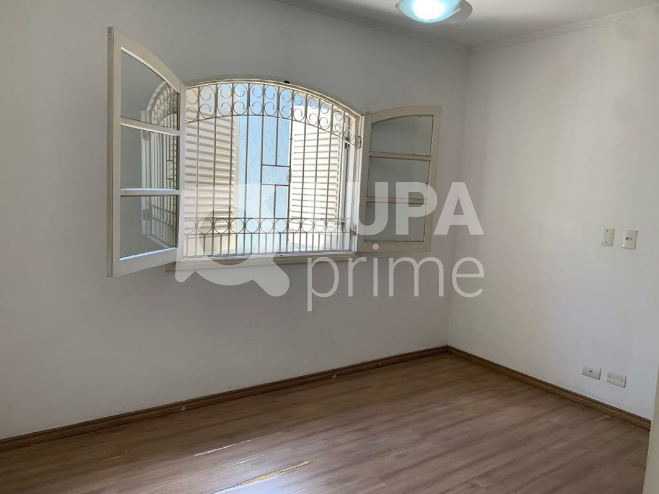 casa-terrea-locacao-sao-paulo-vila-albertina-3dormitorios-3suites-5vagas-320m2-LS41849