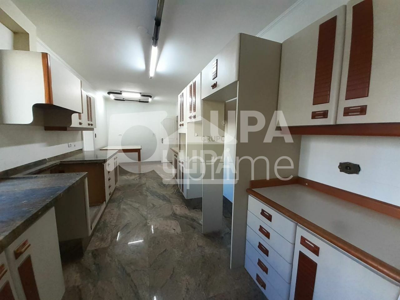 apartamento-venda-sao-paulo-agua-fria-4dormitorios-2suites-4vagas-260m2-LS41857