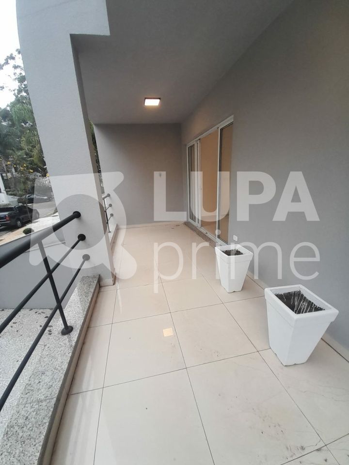 sobrado-locacao-sao-paulo-tucuruvi-3dormitorios-3suites-4vagas-400m2-LS41925