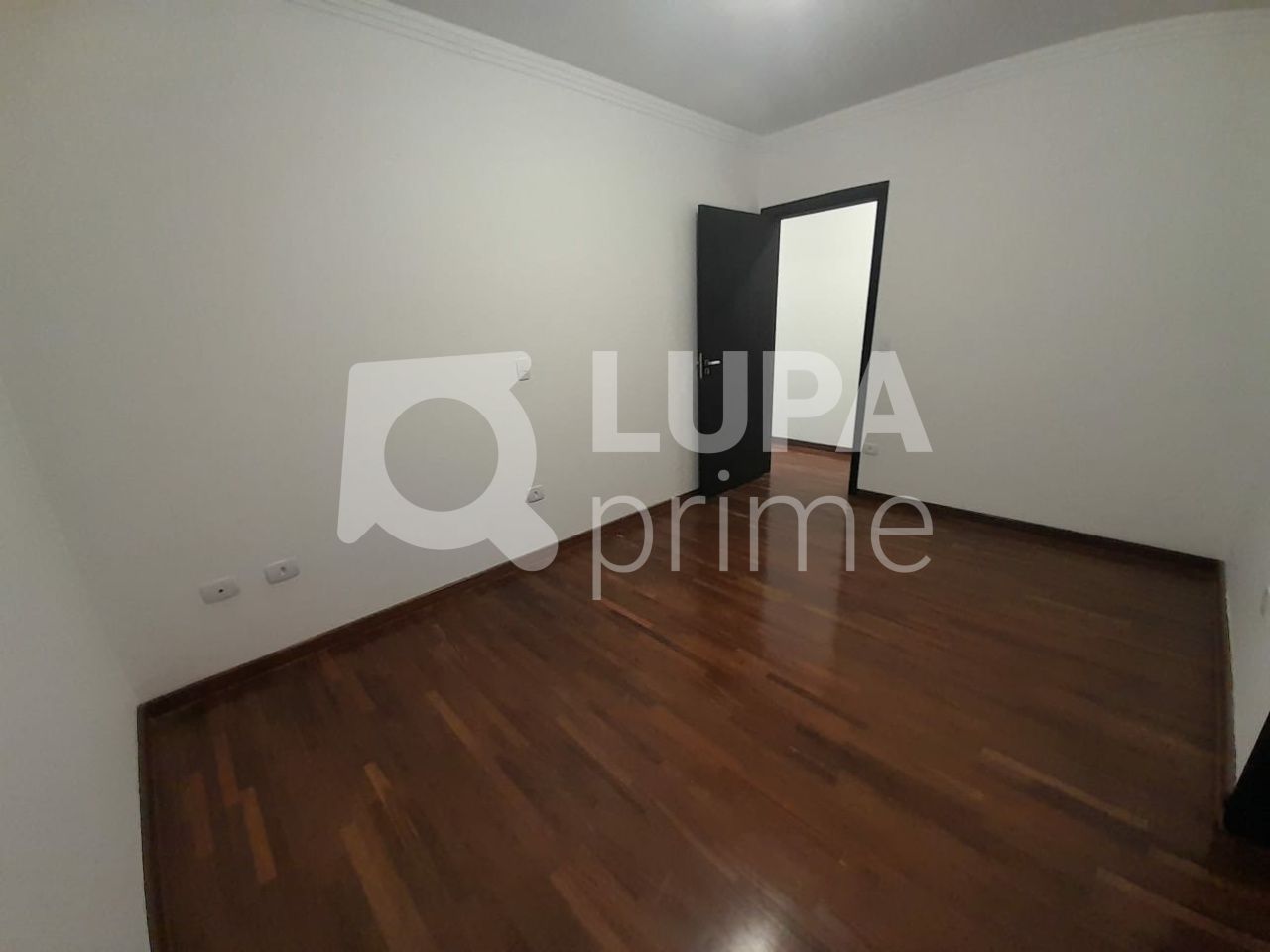 sobrado-locacao-sao-paulo-tucuruvi-3dormitorios-3suites-4vagas-400m2-LS41925