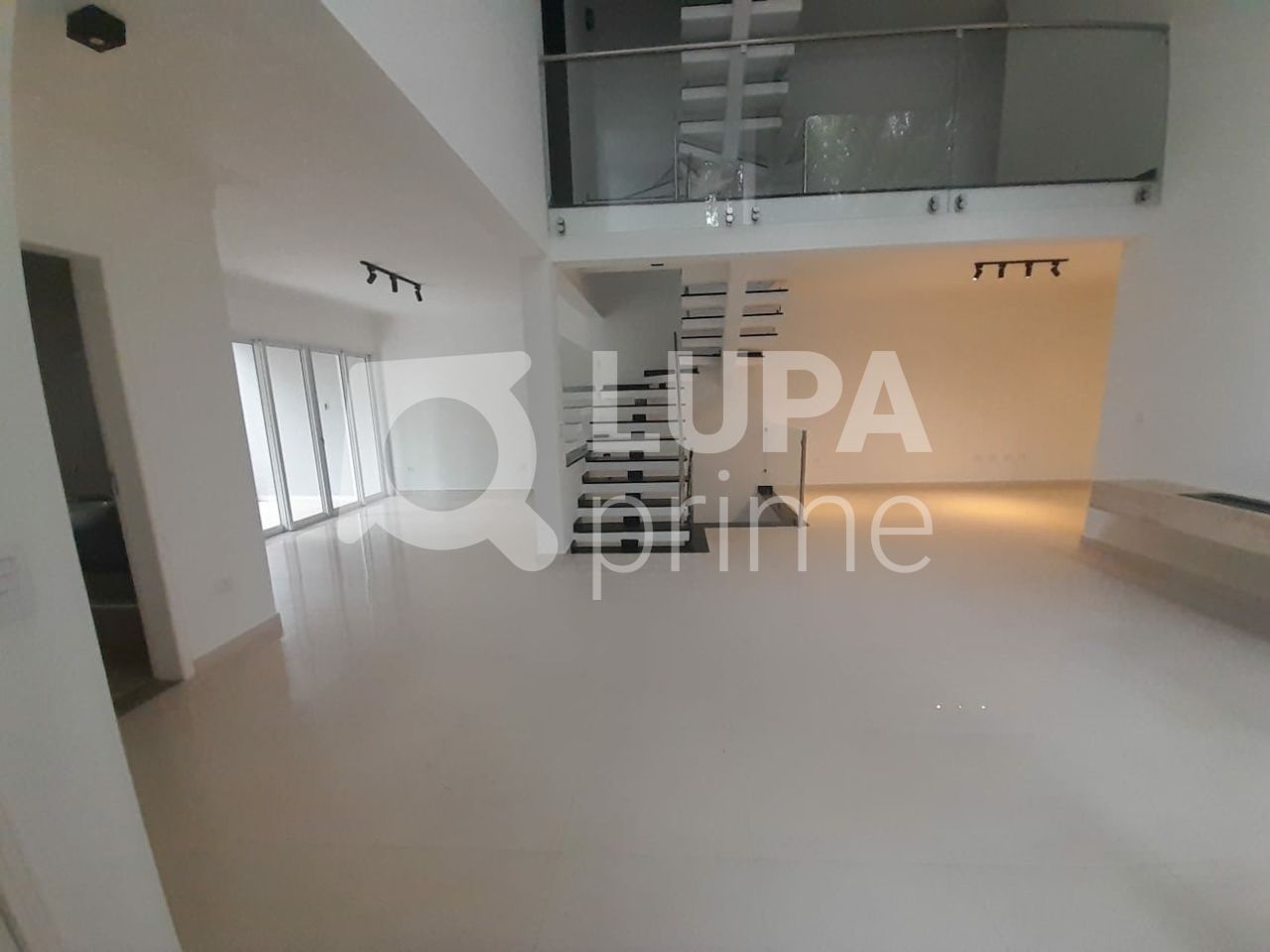sobrado-locacao-sao-paulo-tucuruvi-3dormitorios-3suites-4vagas-400m2-LS41925