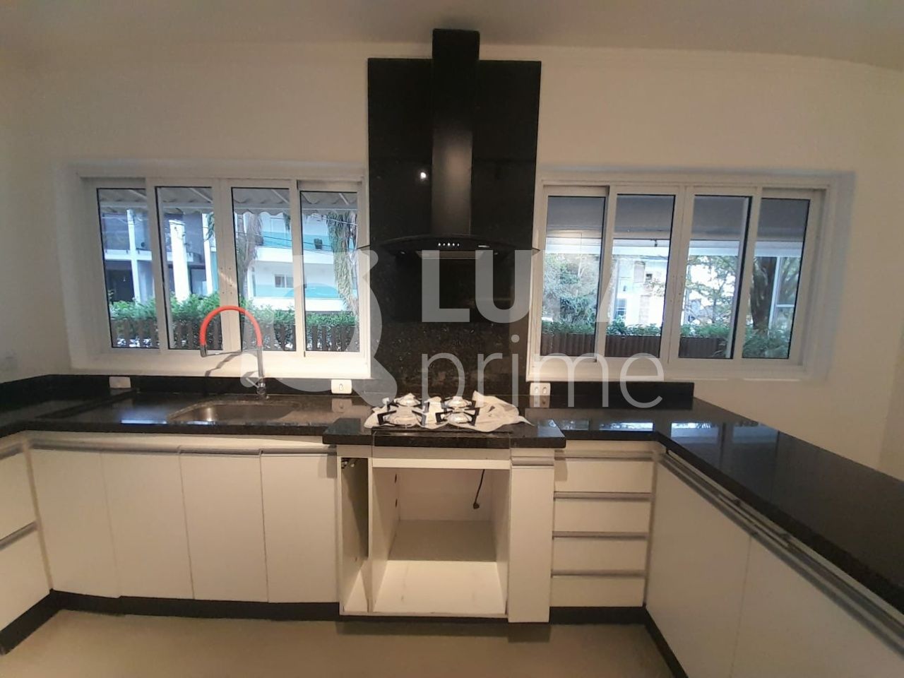 sobrado-locacao-sao-paulo-tucuruvi-3dormitorios-3suites-4vagas-400m2-LS41925