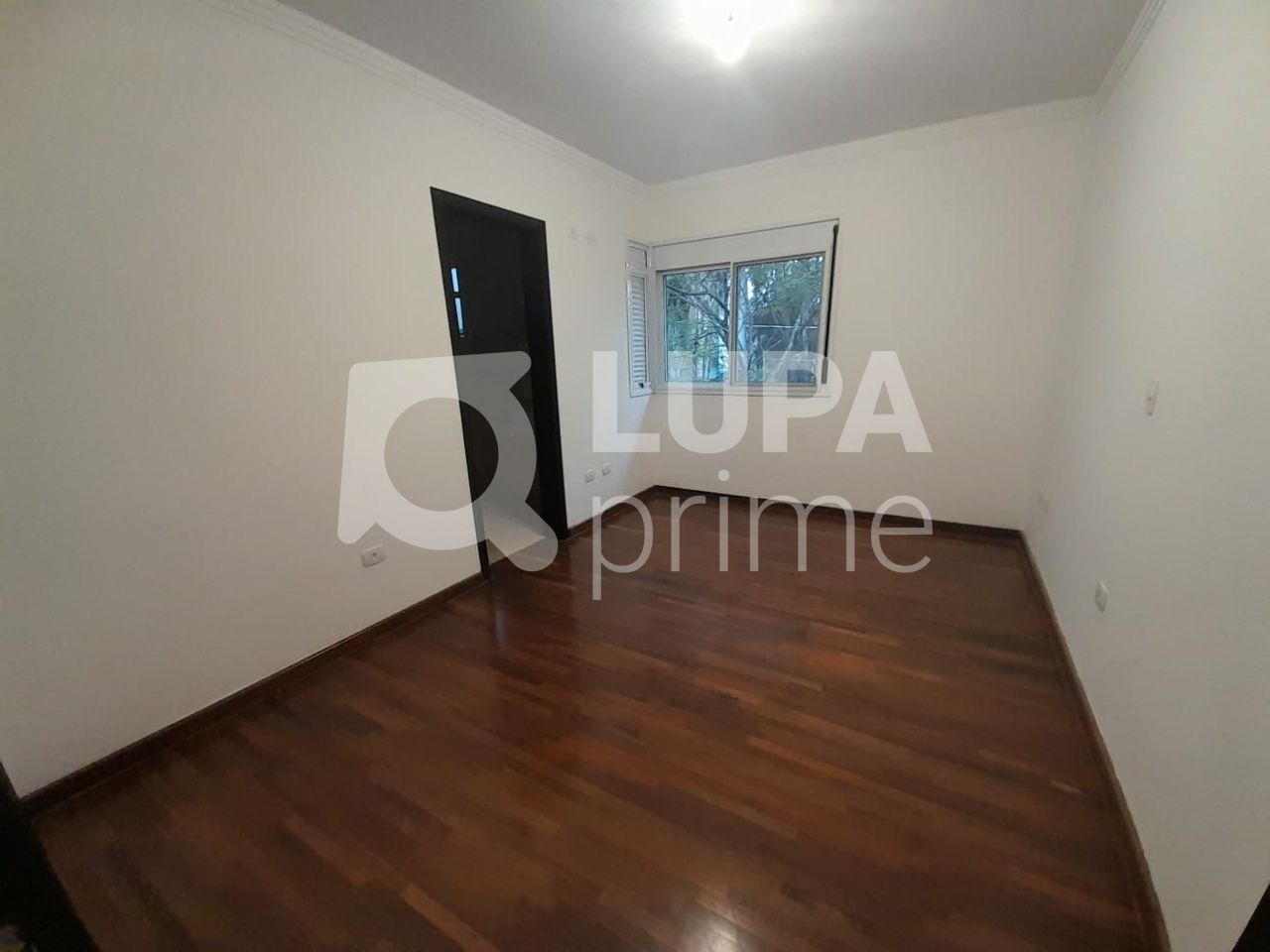 sobrado-locacao-sao-paulo-tucuruvi-3dormitorios-3suites-4vagas-400m2-LS41925