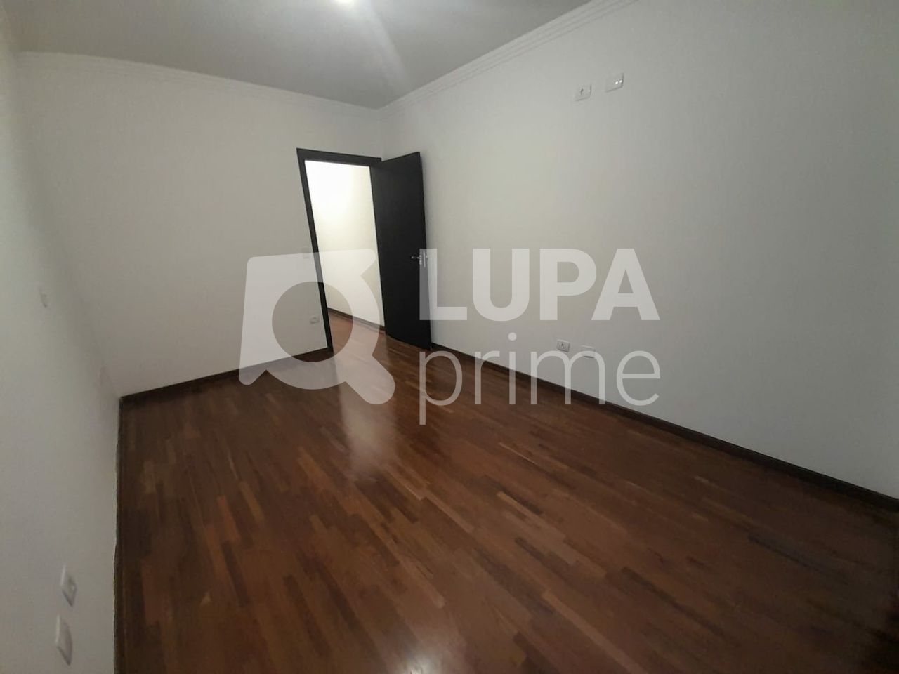 sobrado-locacao-sao-paulo-tucuruvi-3dormitorios-3suites-4vagas-400m2-LS41925
