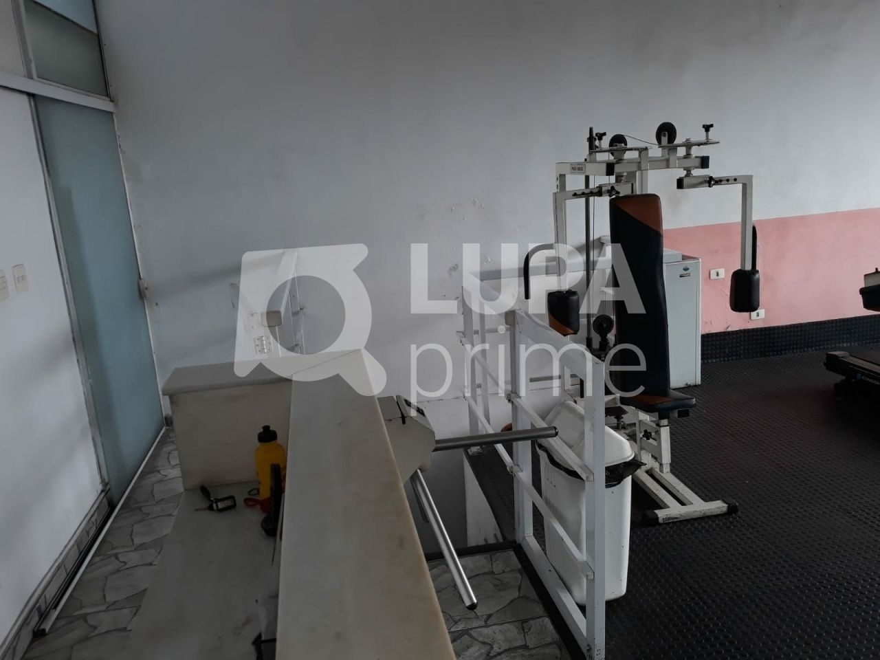 salao-venda-sao-paulo-agua-fria-5vagas-228m2-LS42100