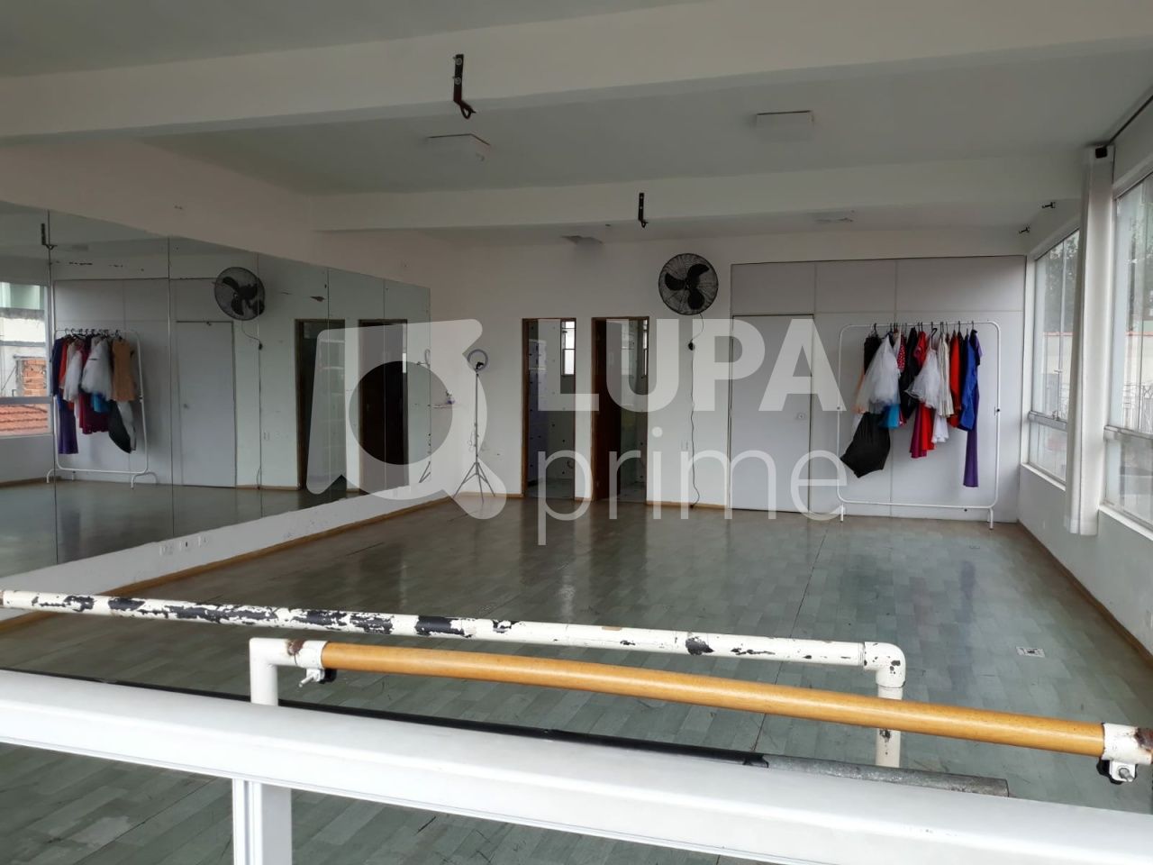 salao-venda-sao-paulo-agua-fria-5vagas-228m2-LS42100