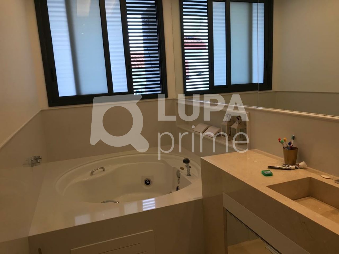 sobrado-venda-sao-paulo-santana-4dormitorios-3suites-5vagas-350m2-LS42117