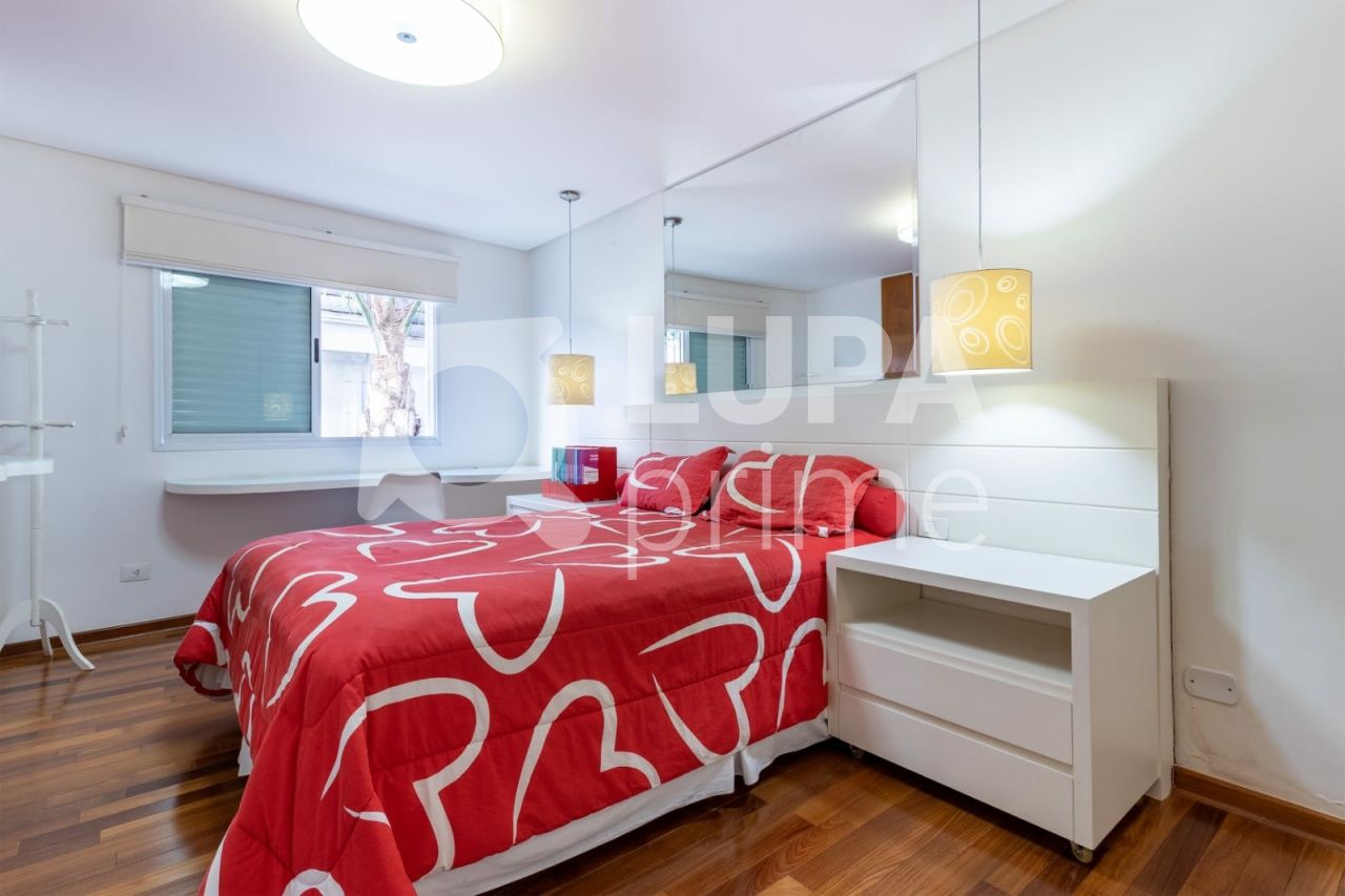 Casa à venda com 4 quartos, 390m² - Foto 16