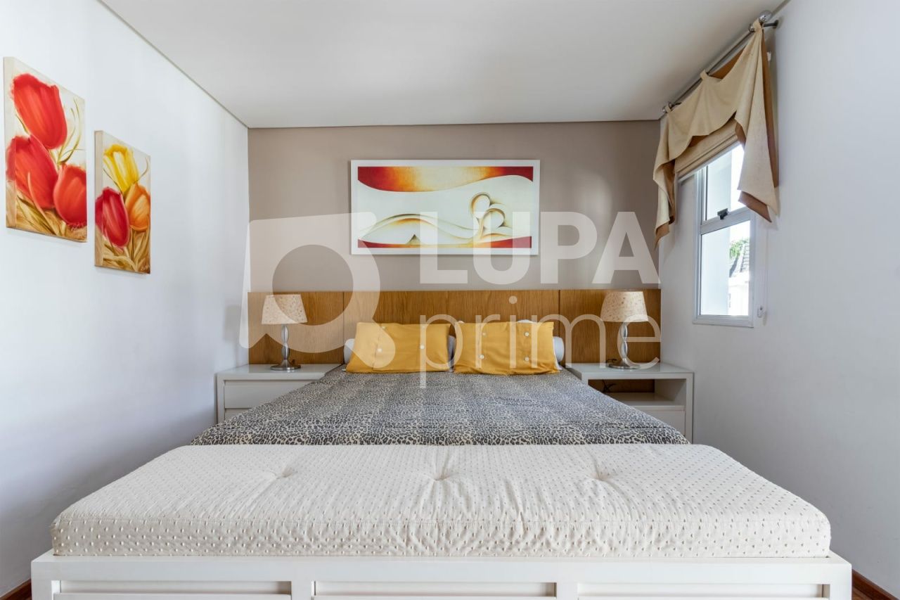Casa à venda com 4 quartos, 390m² - Foto 22