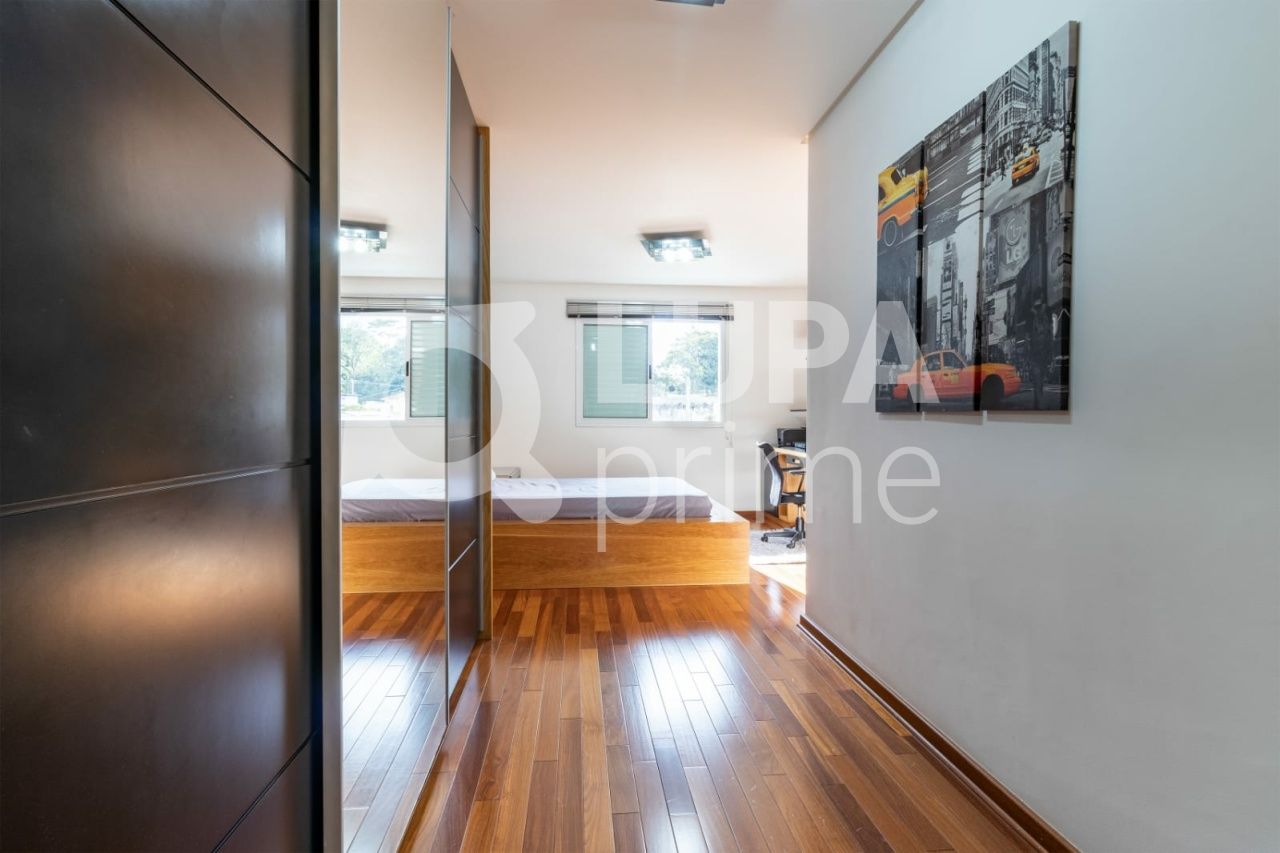 Casa à venda com 4 quartos, 390m² - Foto 36