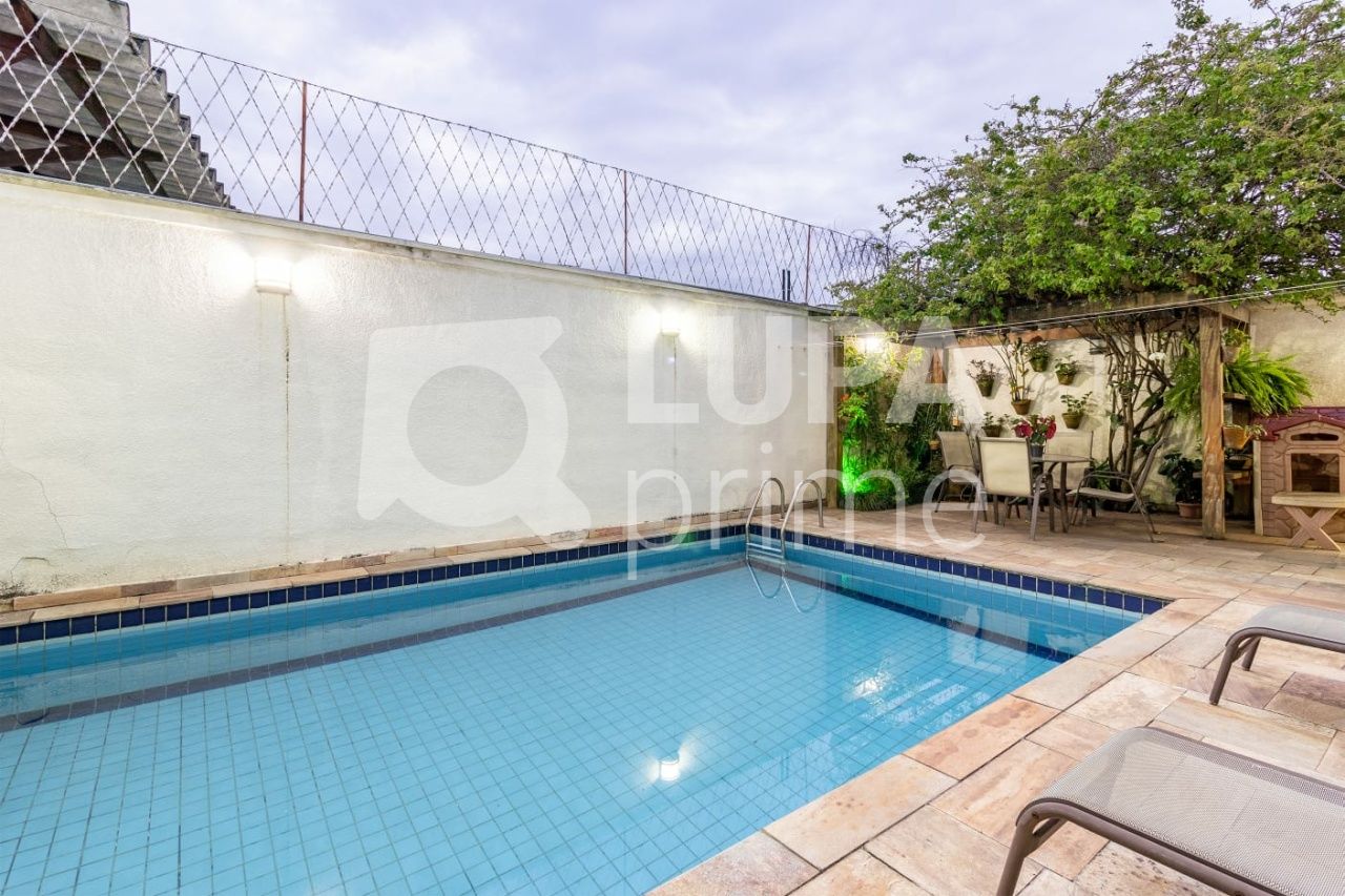 Casa à venda com 4 quartos, 390m² - Foto 38
