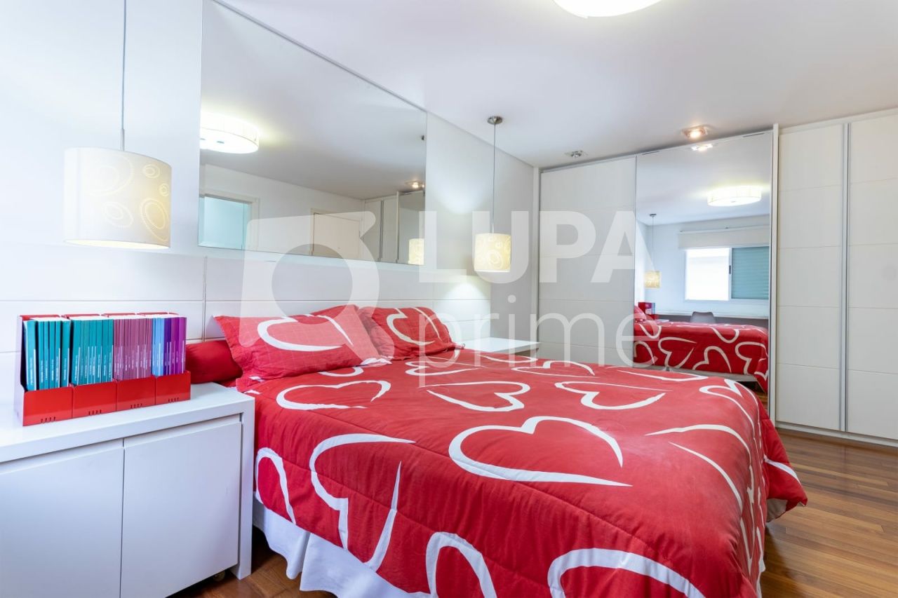 Casa à venda com 4 quartos, 390m² - Foto 17