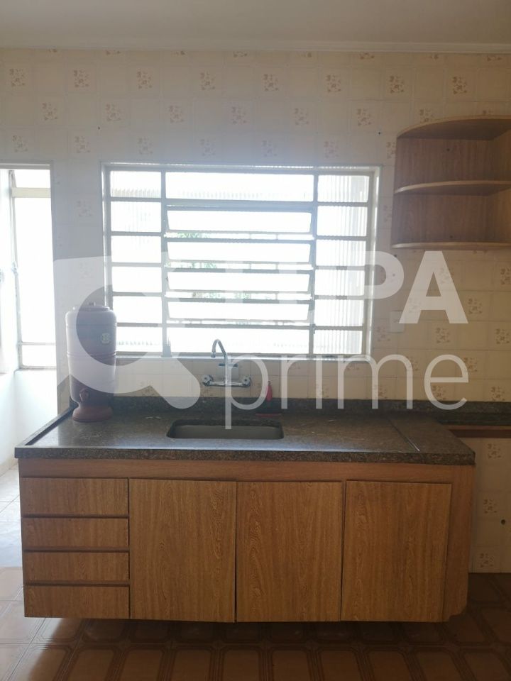 casa-terrea-locacao-sao-paulo-vila-amalia-3dormitorios-1suite-3vagas-270m2-LS42237