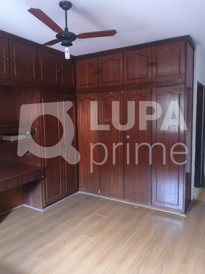 casa-terrea-locacao-sao-paulo-vila-amalia-3dormitorios-1suite-3vagas-270m2-LS42237