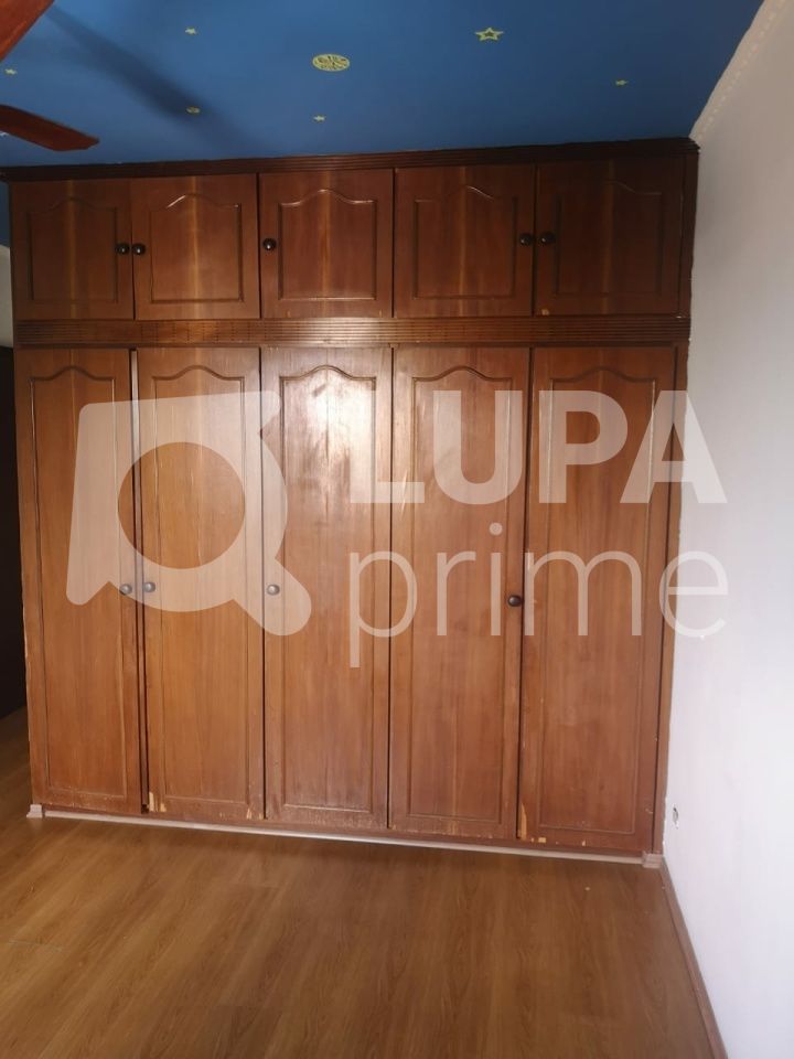 casa-terrea-locacao-sao-paulo-vila-amalia-3dormitorios-1suite-3vagas-270m2-LS42237