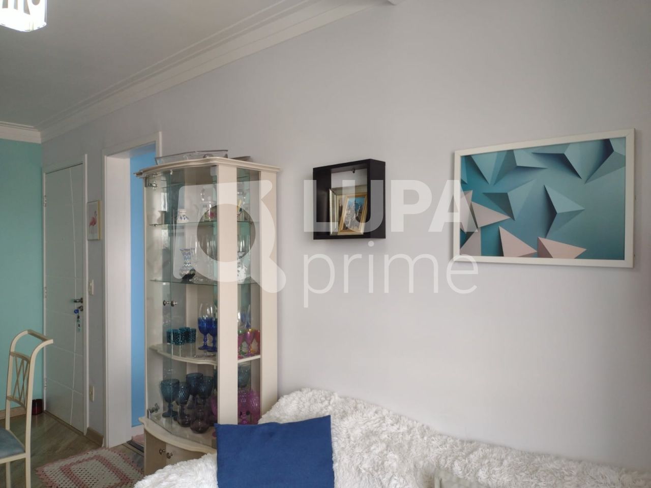 Apartamento à venda com 2 quartos, 49m² - Foto 3