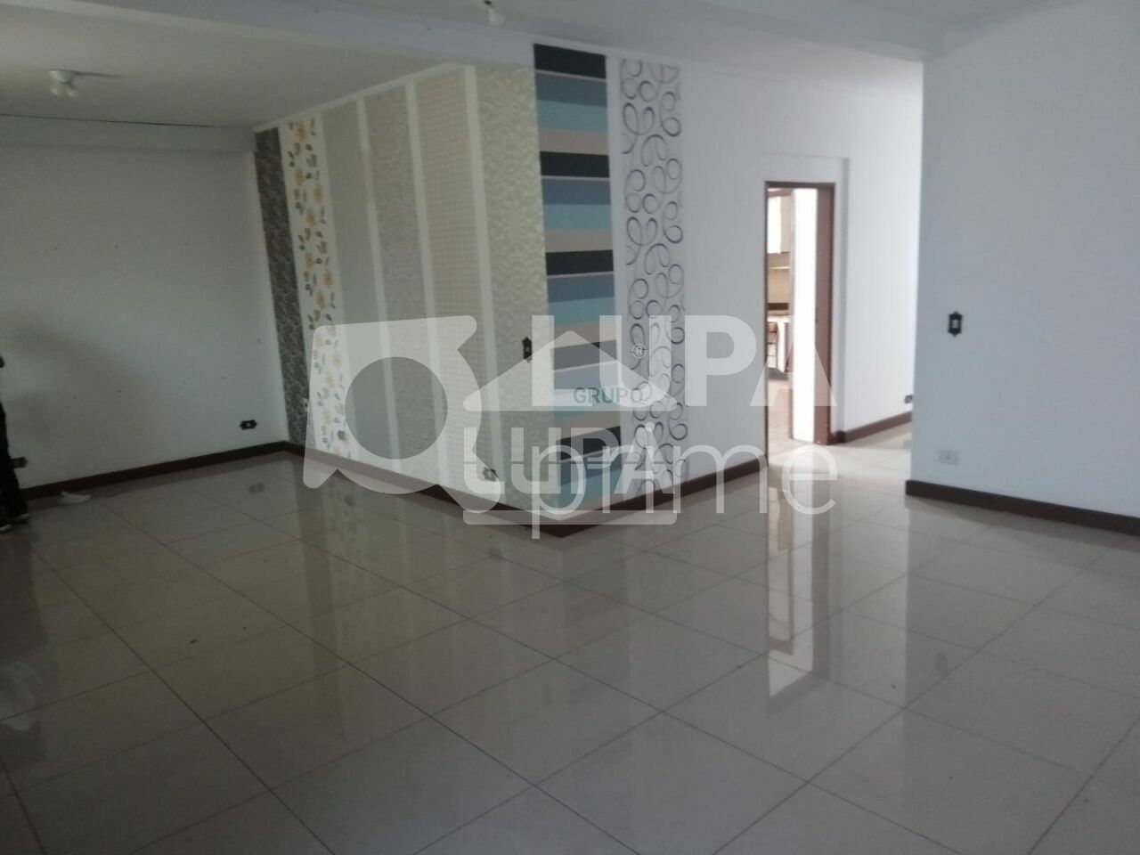 casa-terrea-venda-sao-paulo-santa-teresinha-3dormitorios-3suites-12vagas-340m2-LS42303