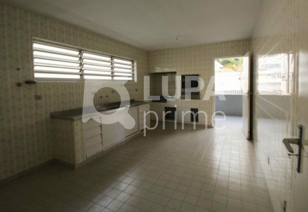 casa-comercial-locacao-sao-paulo-agua-fria-10vagas-440m2-LS42396