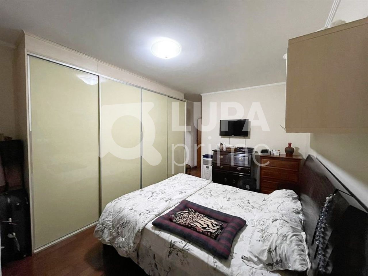 sobrado-venda-sao-paulo-agua-fria-3dormitorios-3suites-3vagas-200m2-LS42475