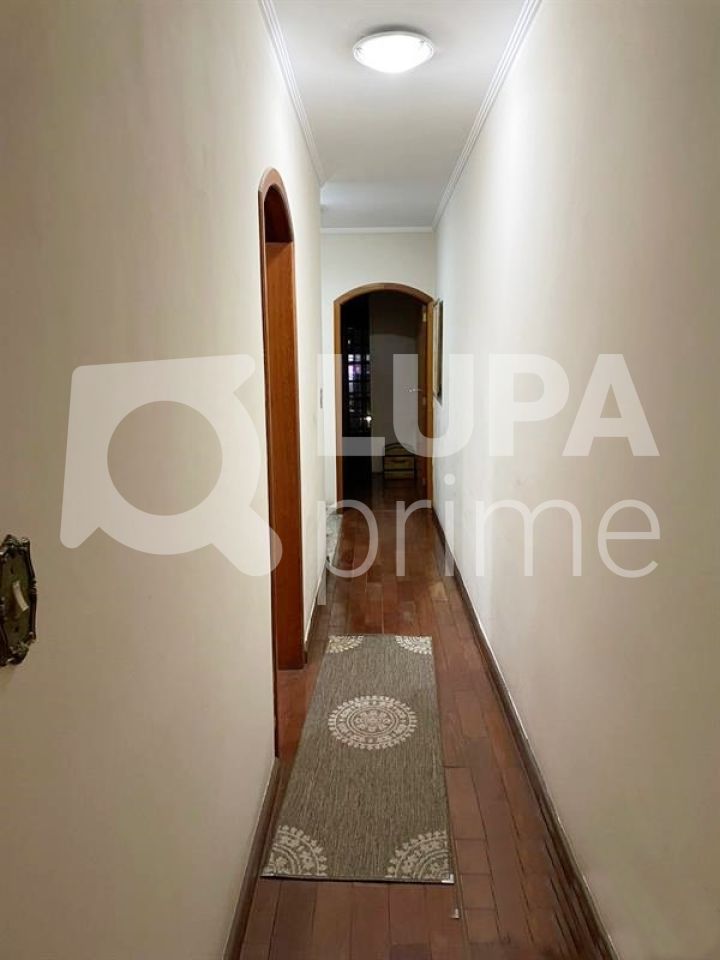 sobrado-venda-sao-paulo-agua-fria-3dormitorios-3suites-3vagas-200m2-LS42475