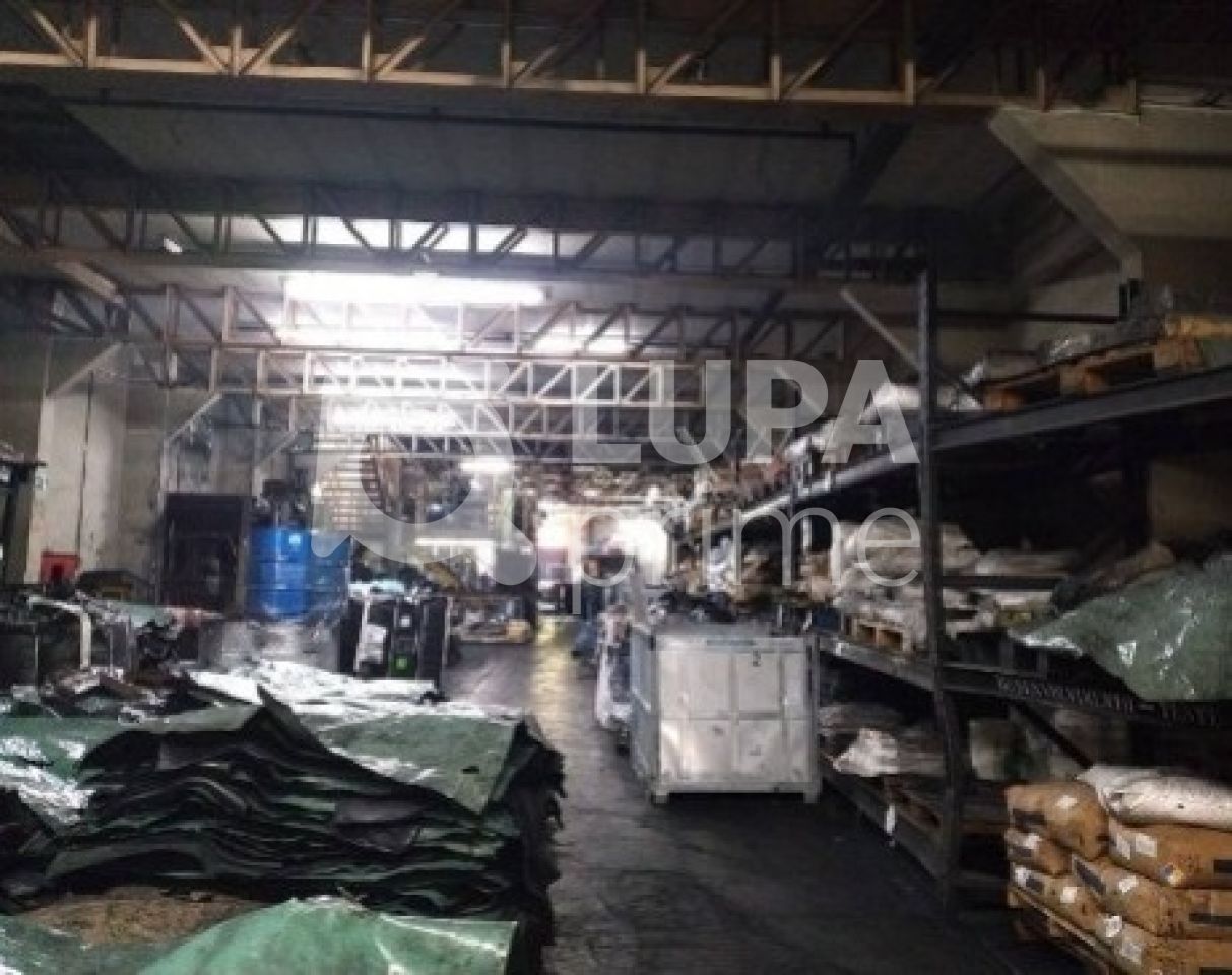 Depósito-Galpão, 3200 m² - Foto 9