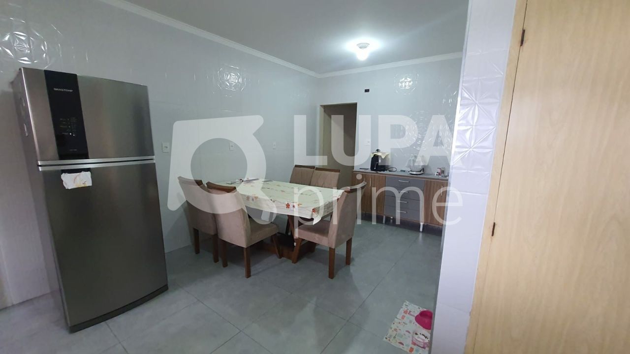 sobrado-venda-sao-paulo-vila-ede-3dormitorios-2vagas-198m2-LS42551