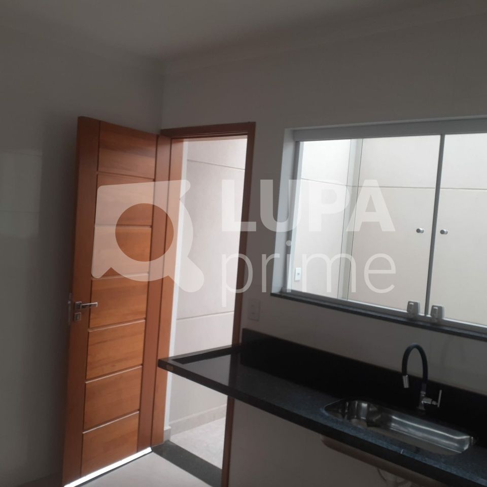 sobrado-venda-sao-paulo-vila-mazzei-3dormitorios-1suite-2vagas-100m2-LS42638