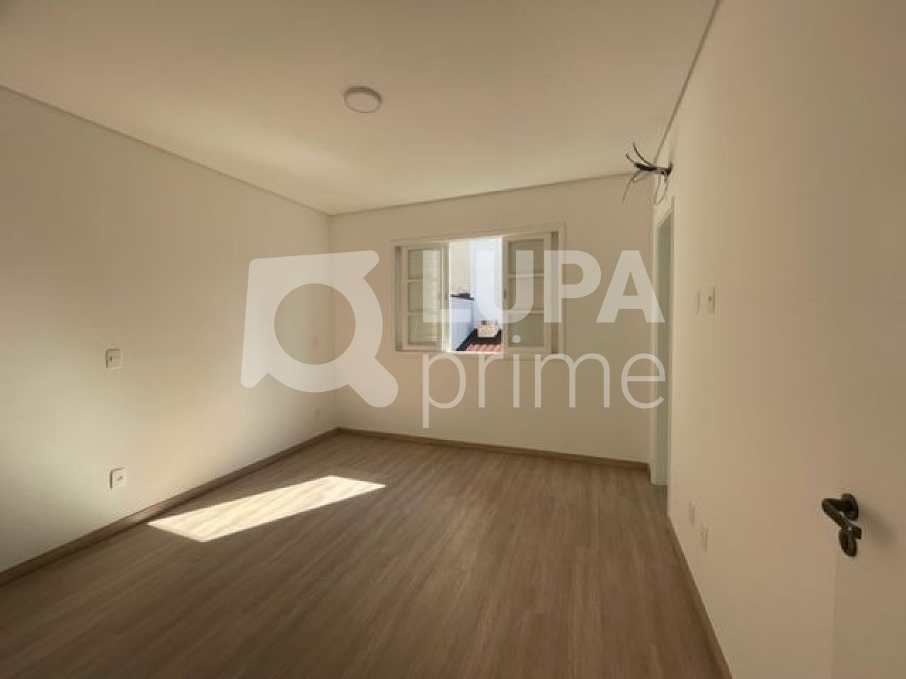 sobrado-venda-sao-paulo-vila-pauliceia-4dormitorios-3suites-4vagas-200m2-LS42654