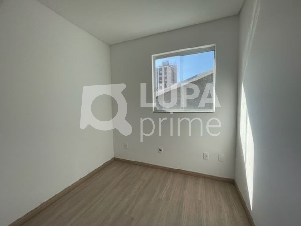 sobrado-venda-sao-paulo-vila-pauliceia-4dormitorios-3suites-4vagas-200m2-LS42654