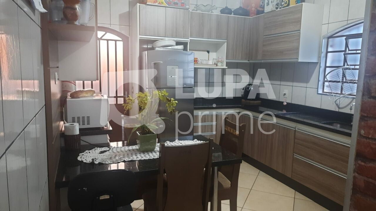 sobrado-venda-sao-paulo-jardim-virginia-bianca-3dormitorios-1suite-2vagas-180m2-LS42665