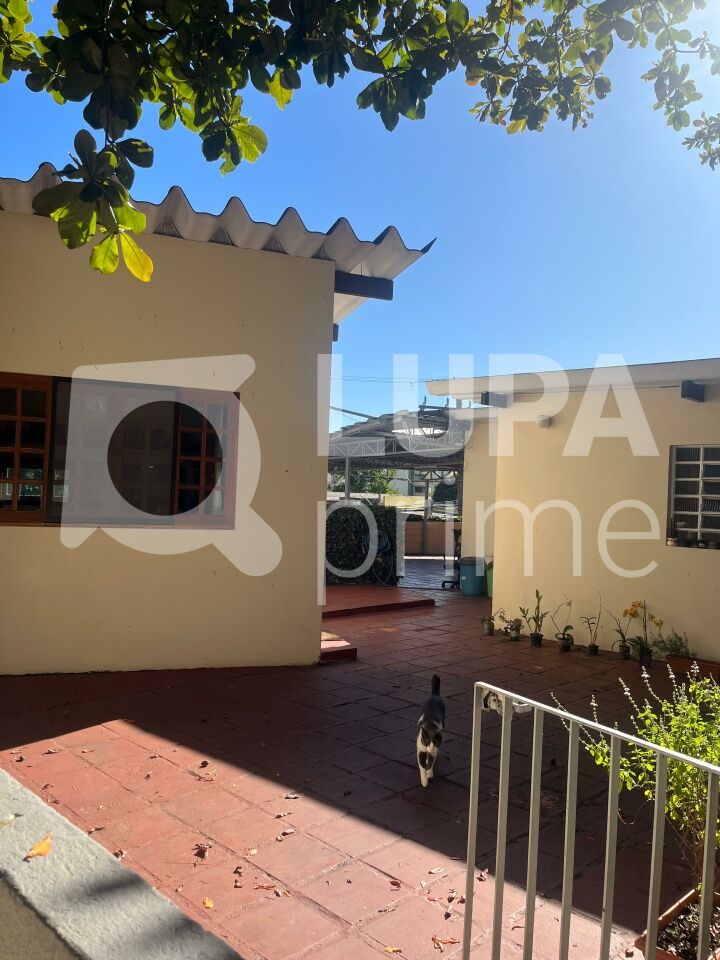 casa-terrea-venda-sao-paulo-vila-romero-3dormitorios-2suites-4vagas-238m2-LS42676