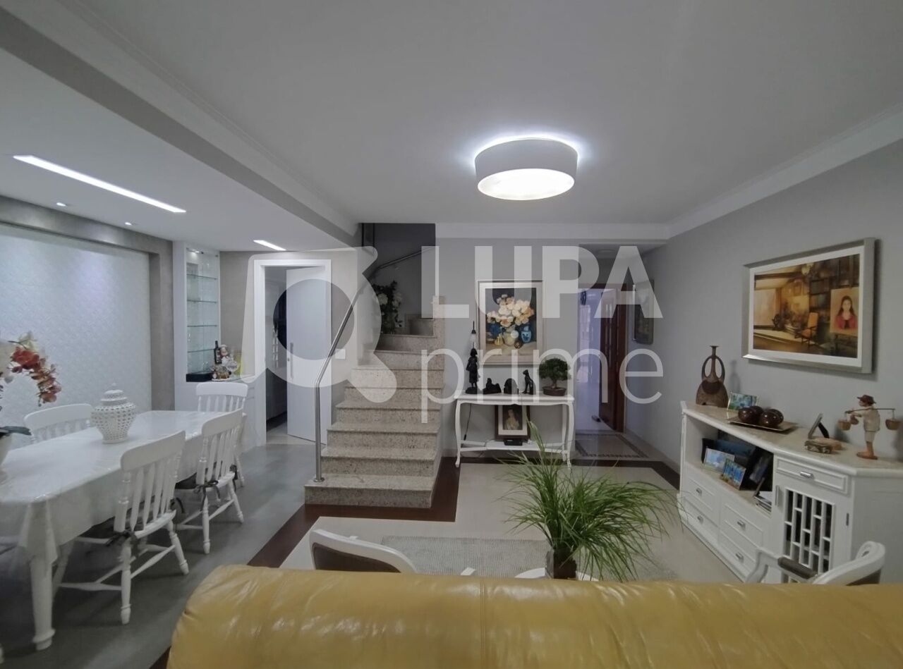 sobrado-venda-sao-paulo-agua-fria-2dormitorios-1suite-2vagas-201m2-LS42831