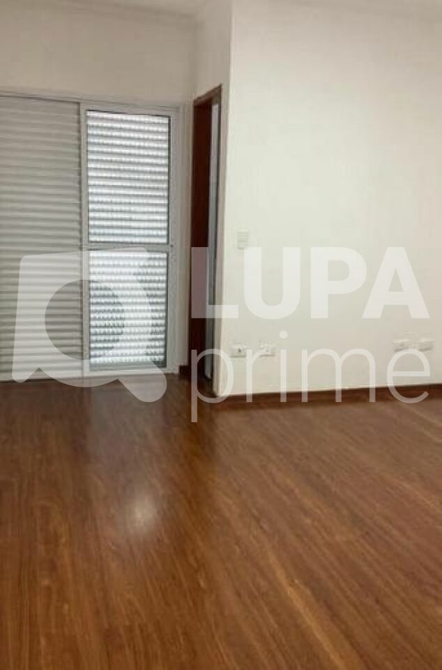 sobrado-venda-sao-paulo-vila-paiva-2dormitorios-1suite-2vagas-80m2-LS42936