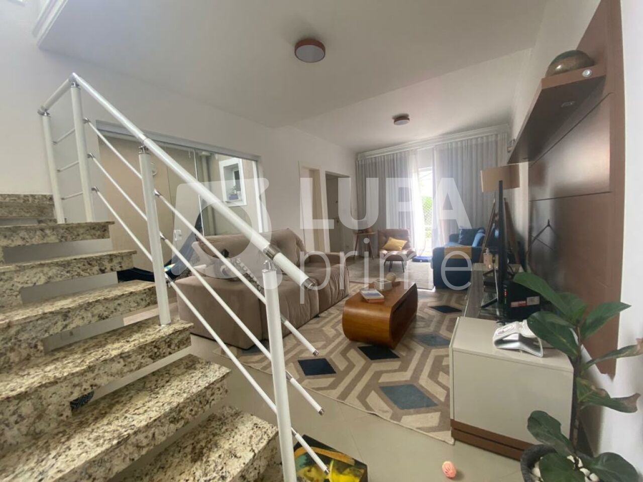 sobrado-venda-sao-paulo-parada-inglesa-3dormitorios-3suites-4vagas-205m2-LS43101