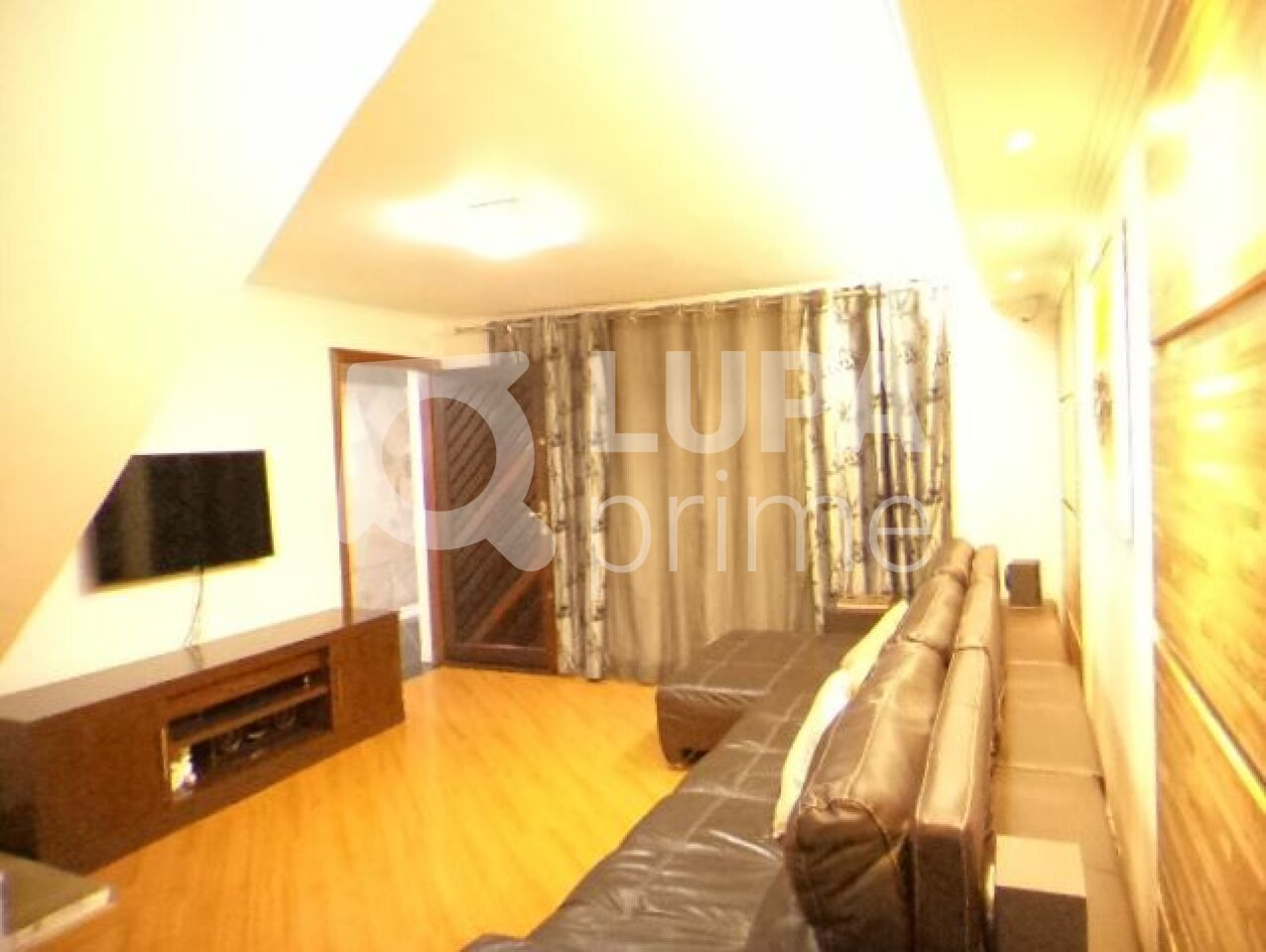 Casa à venda com 3 quartos, 246m² - Foto 3