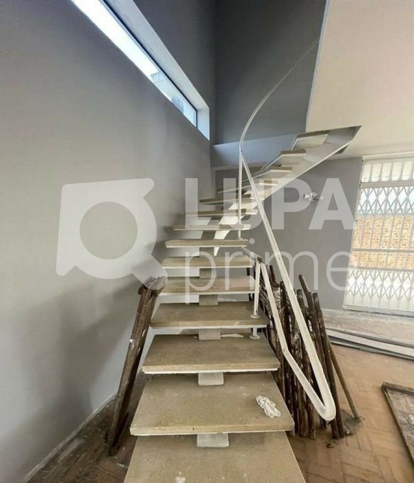 casa-terrea-locacao-sao-paulo-pacaembu-12vagas-226m2-LS43158