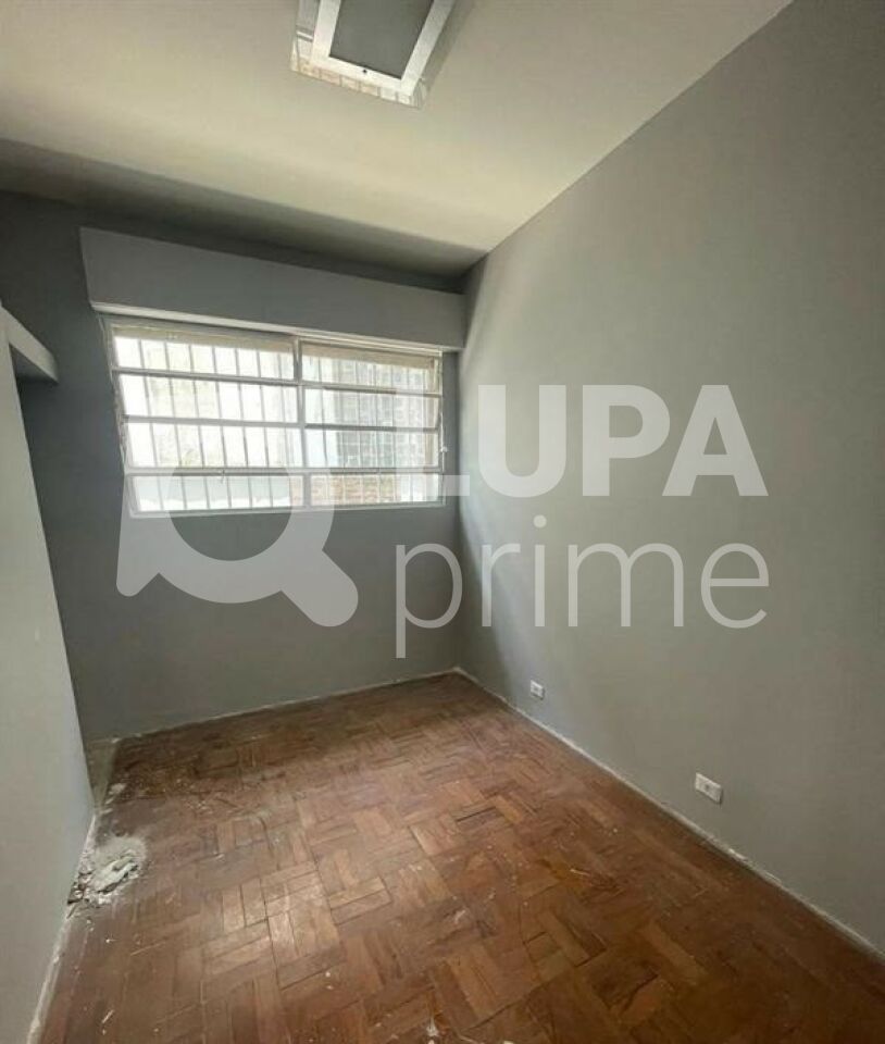 casa-terrea-locacao-sao-paulo-pacaembu-12vagas-226m2-LS43158