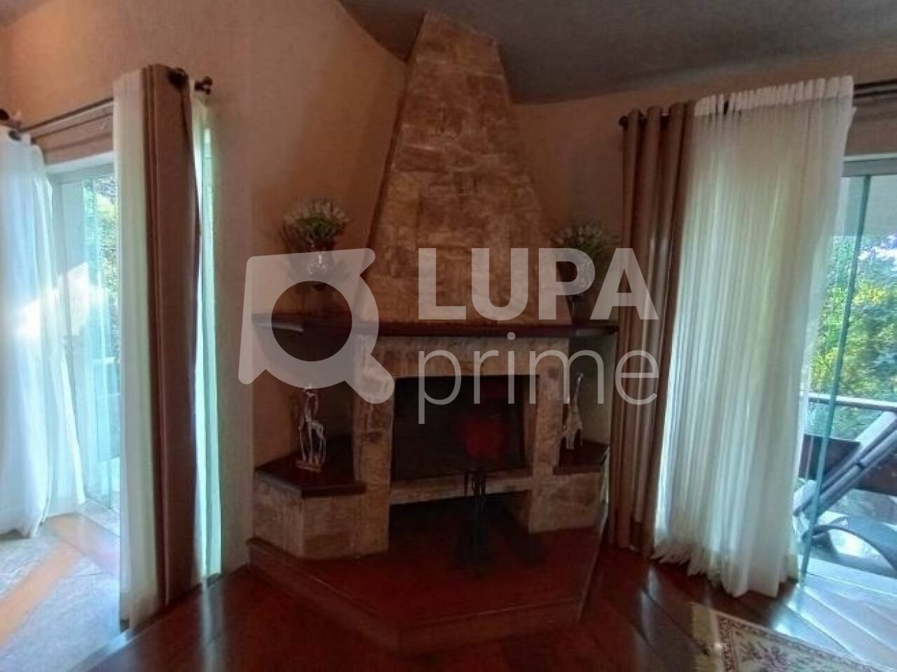 sobrado-venda-sao-paulo-vila-irmaos-arnoni-4dormitorios-4suites-4vagas-1000m2-LS43238