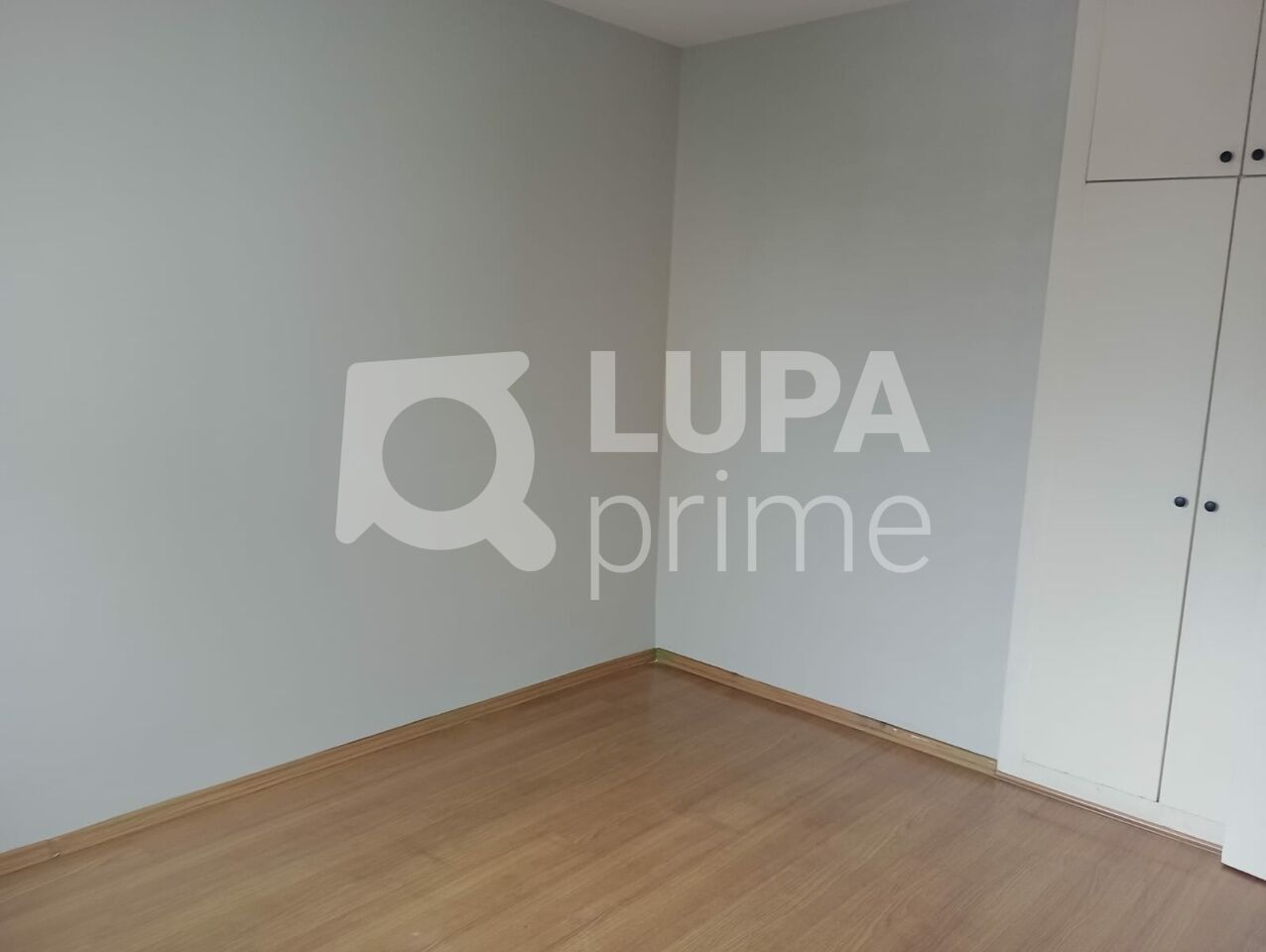 Apartamento para alugar com 3 quartos, 140m² - Foto 9